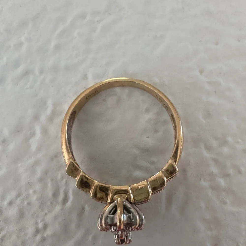 Beautiful 14k & .5 diamond vintage 80s cocktail ring - Picture 10 of 17